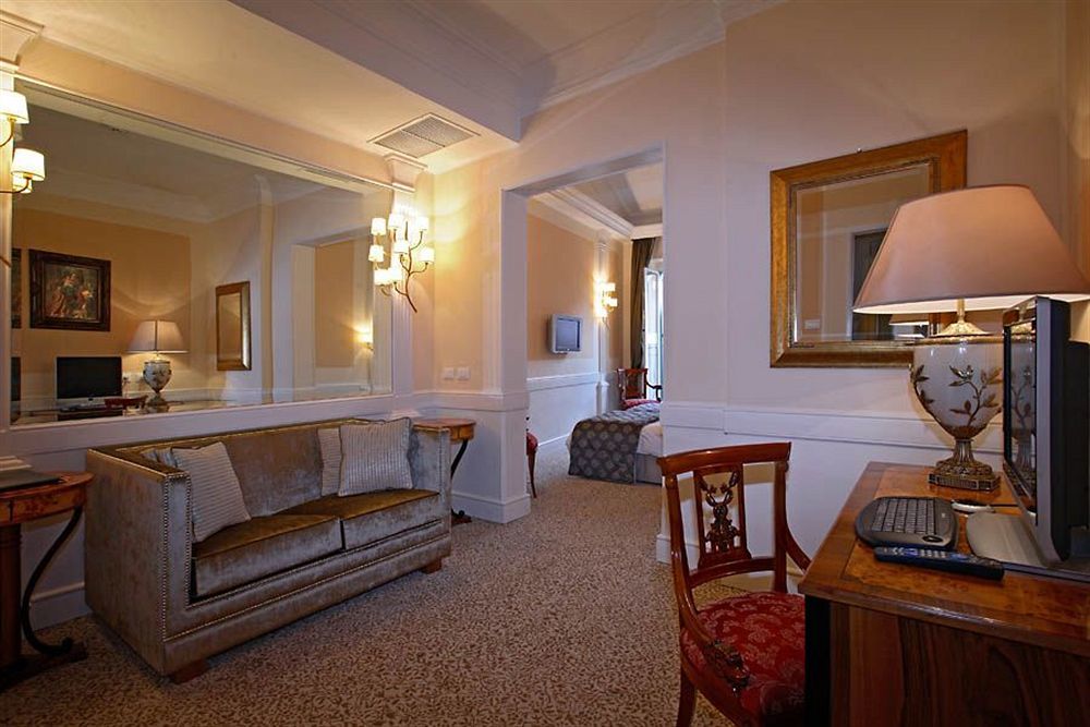 Hotel Boutique Trevi 4*